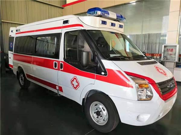 和硕县福特V362救护车